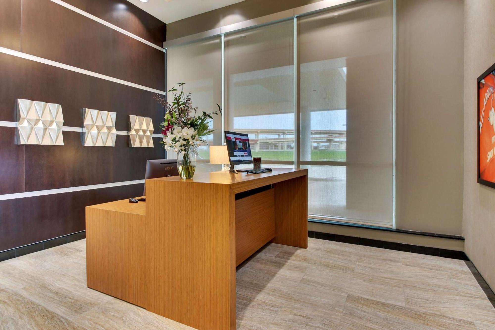 Drury Plaza Hotel Dallas 理查森 外观 照片
